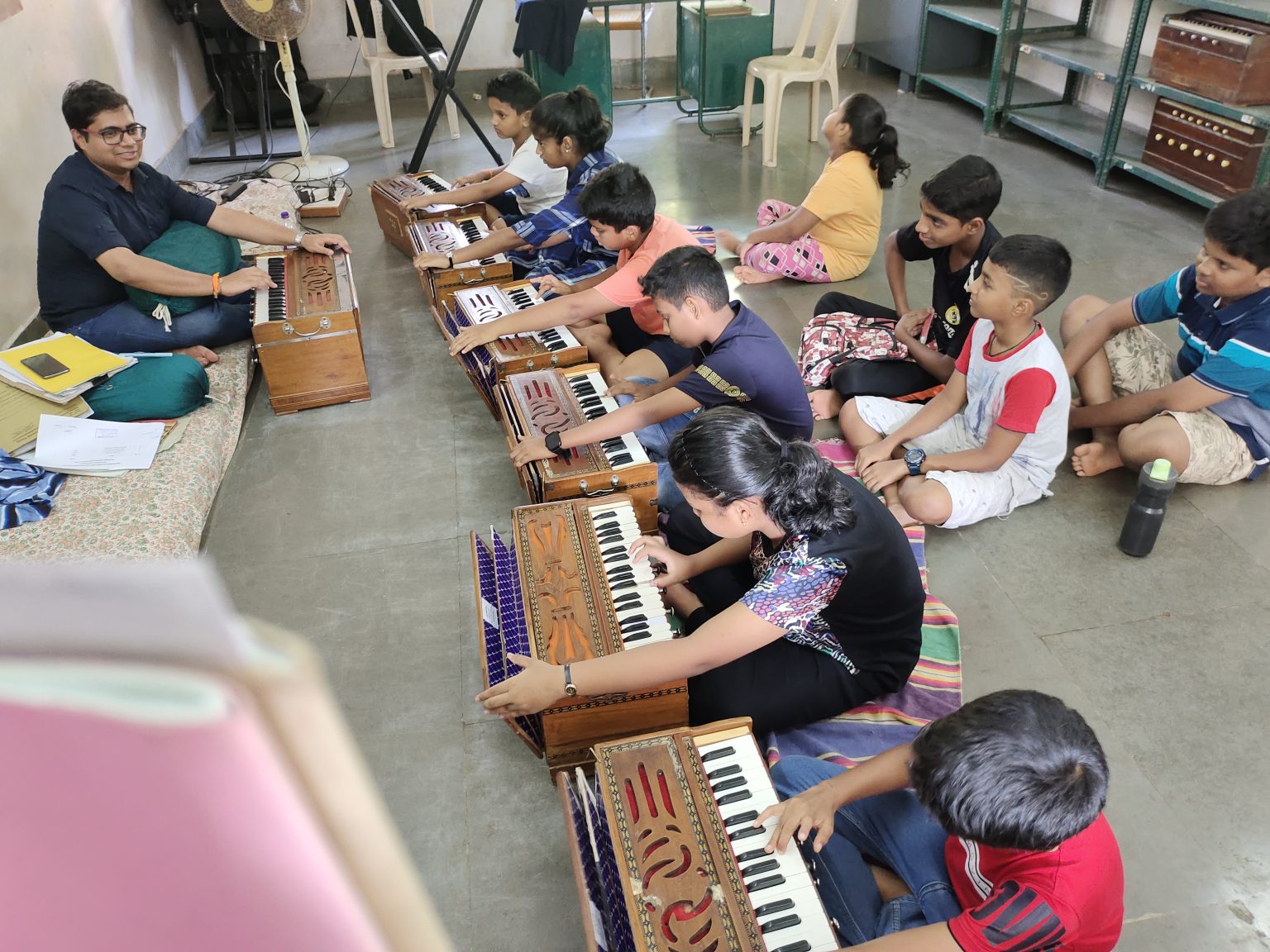Harmonium Classes